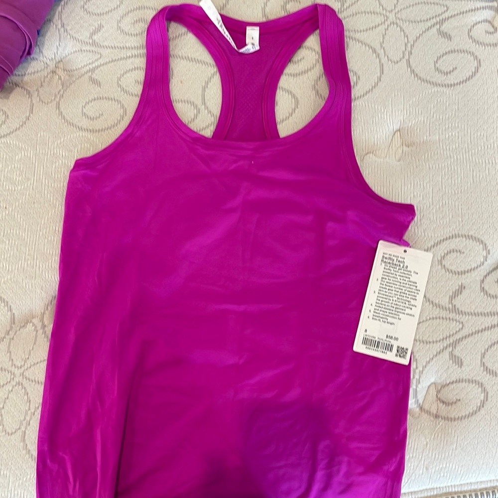 Lulu swiftly tech 2.0 tank top NWT